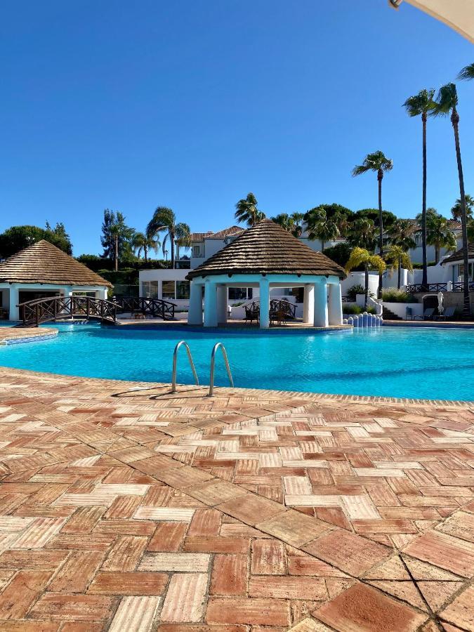 Beautiful Apartment For Rent In Quinta Do Lago With Excellent Resort Facilities Close To Lake And Beach. Quinta do Lago Exterior foto